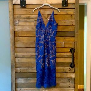 Gorgeous blue lace dress!!